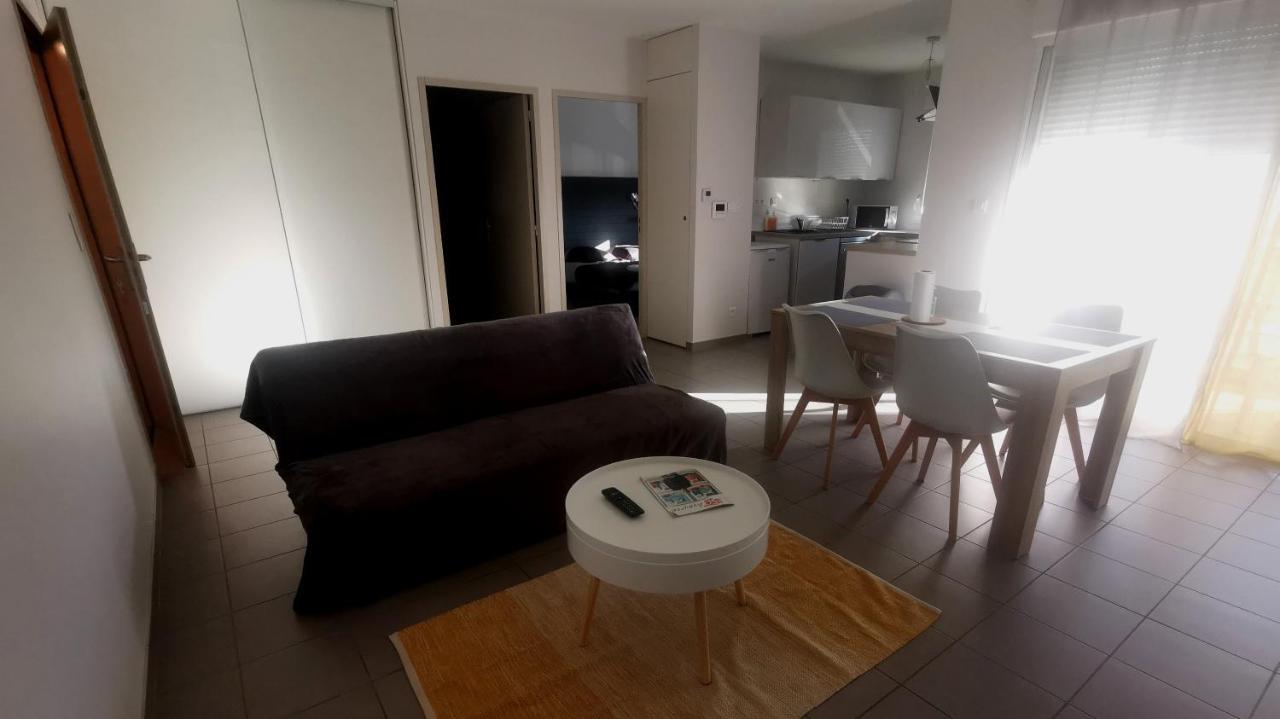 Appartement T2 Accessible Pmr Avec Terrasse Et Garage Onet-le-Chateau Exterior photo